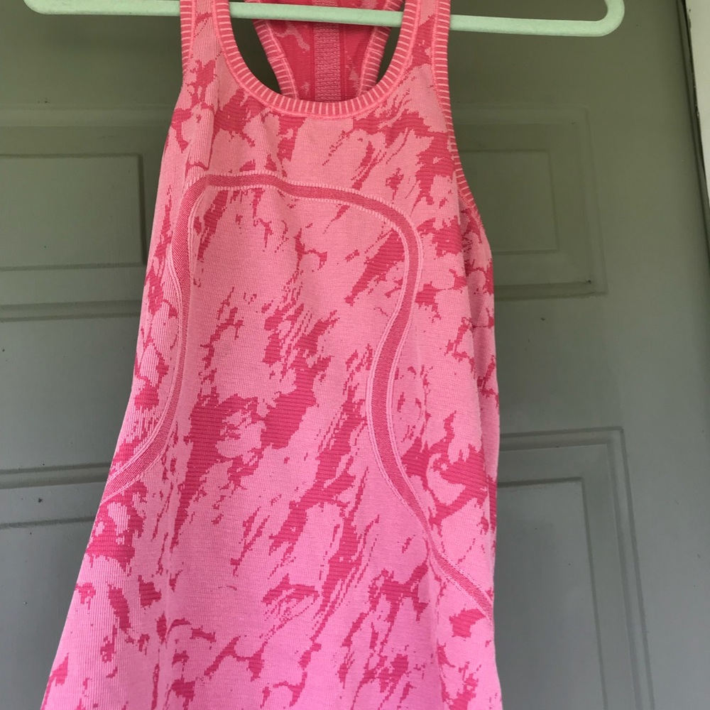 Lululemon work out tank